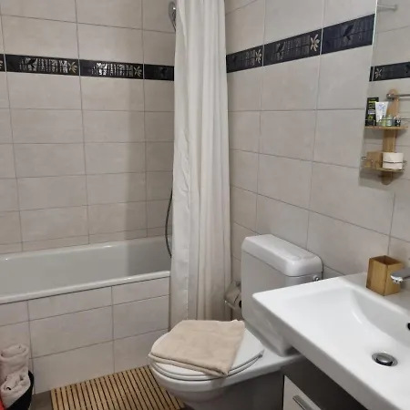 Magnifique Renove Au Coeur Des 4 Vallees 넨다즈